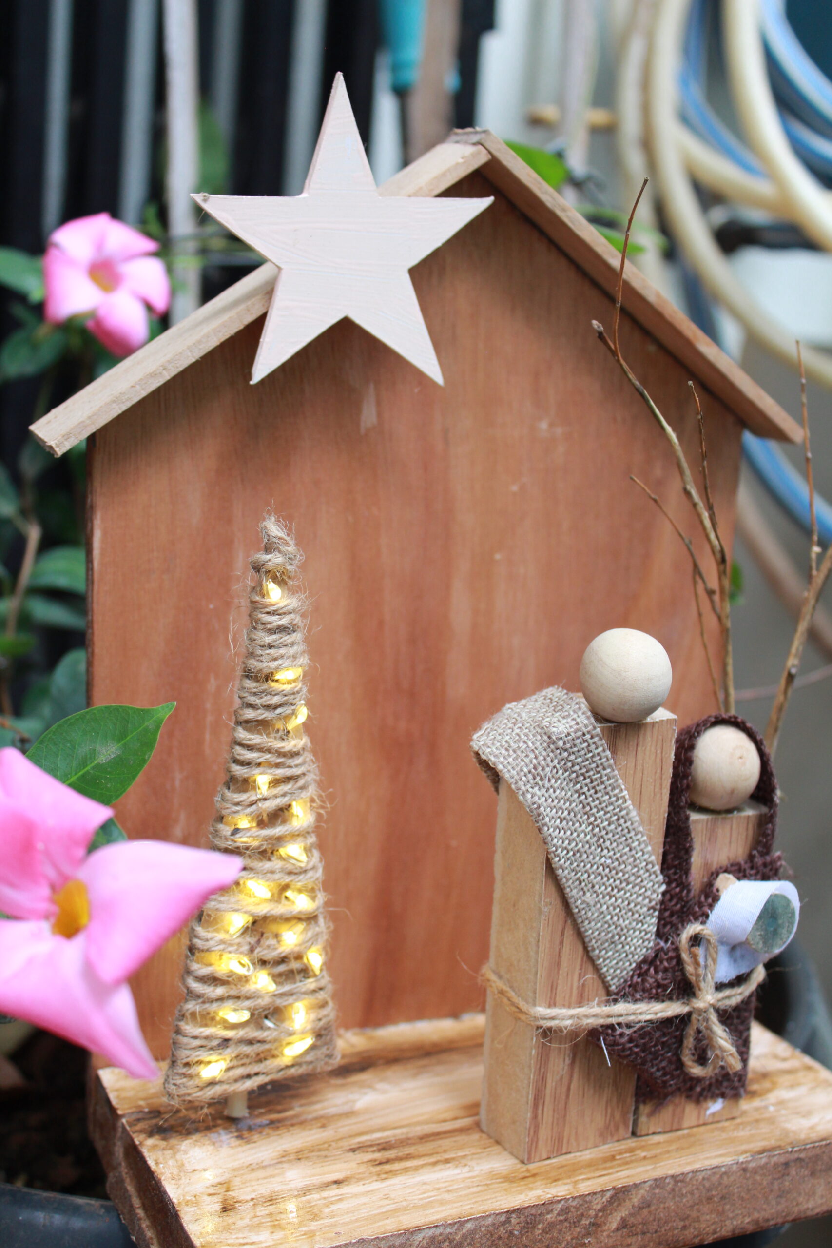 wooden holy family set wooden holy family set