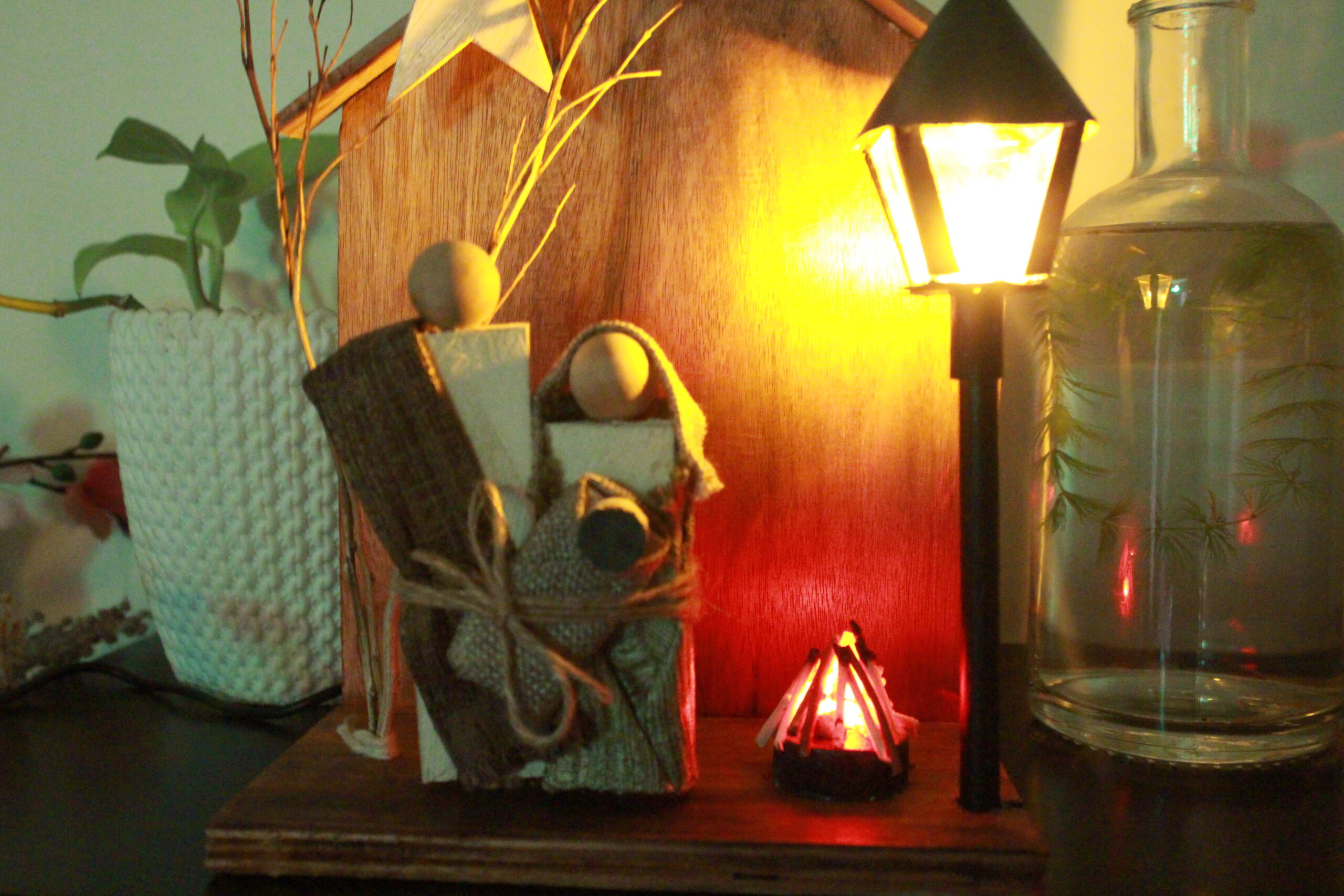 the first christmas scene